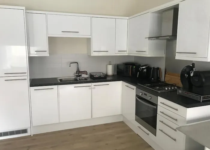 Queen Street Quayside Apartment, Ne1 Grade 2 Listed